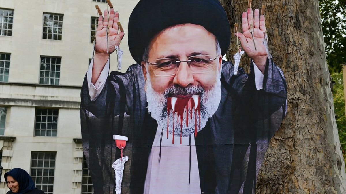 Cílem Íránu je vláda islámu nad světem, tedy i nad Prahou, říká disidentka